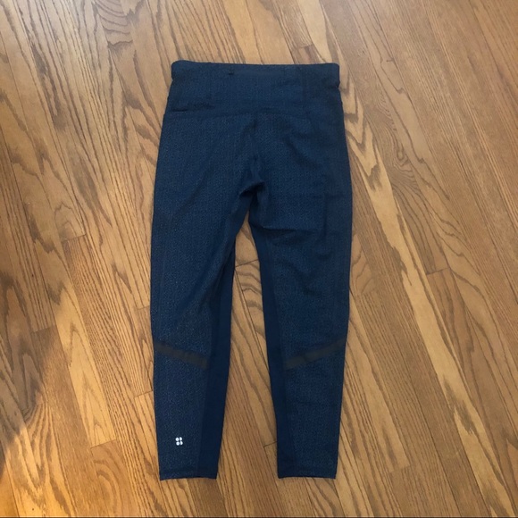 Sweaty Betty Zero Gravity Pocket 7/8 Leggings - Picture 4 of 6